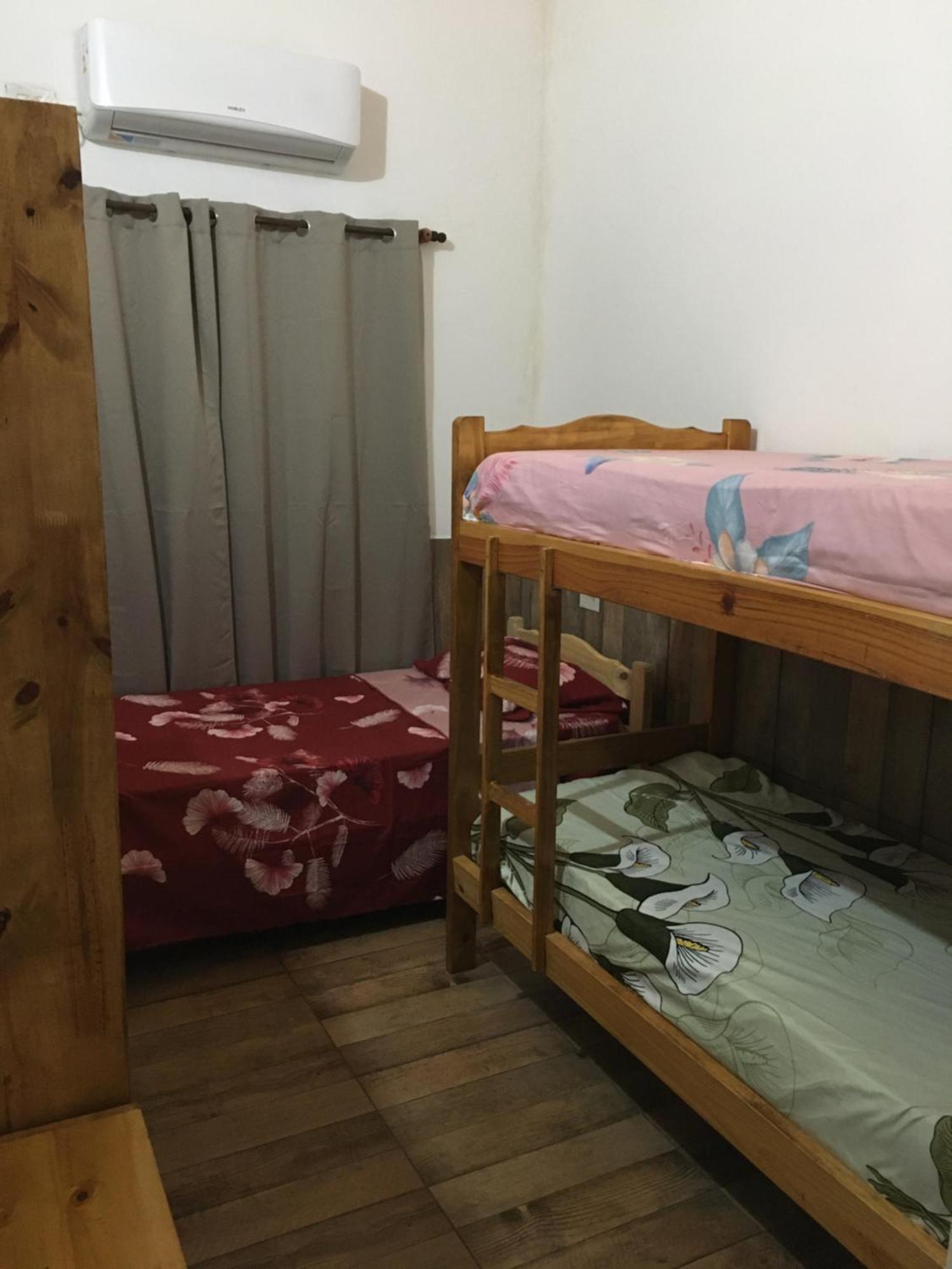Posada Enki 푸에르토이과수 외부 사진